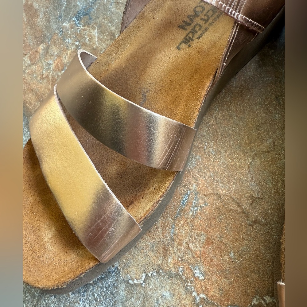 Naot Kayla Rose Gold Sandals Size 40(9) - Picture 7 of 7